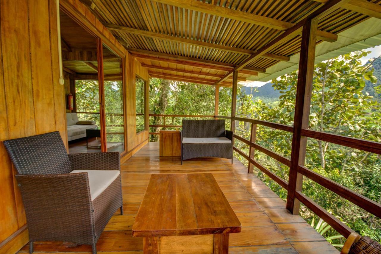 Terrabambu Lodge Mindo Exterior photo